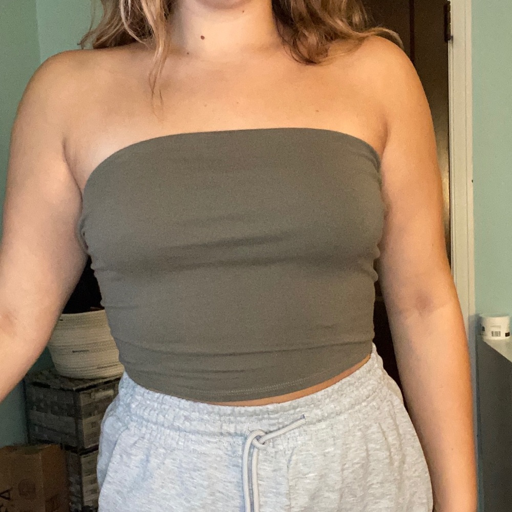Garage crop top